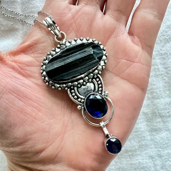 925 Gorgeous! Ornate RAW Black Tourmaline + Tanzanite Pendant Necklace - Picture 1 of 9